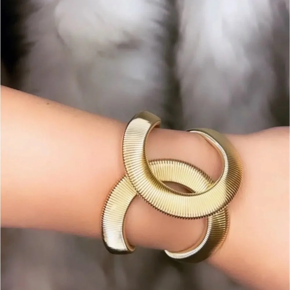 Fashion Designer Jewelry Elegent Alloy Wide Spring Cuff Bracelet Bangles - Picture 6 of 7